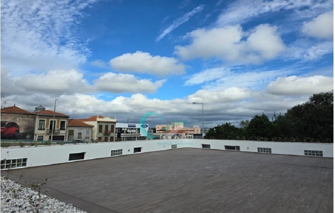 Apartamento T2 para Venda em Paranhos Foto 18