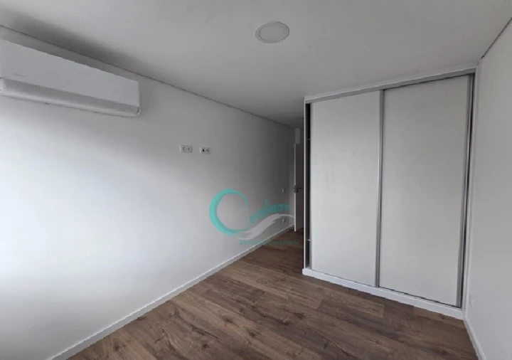 Apartamento T2 para Venda em Paranhos Foto 6