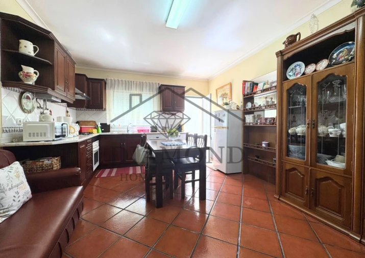 Moradia T1 para Venda em Almeirim Foto 9