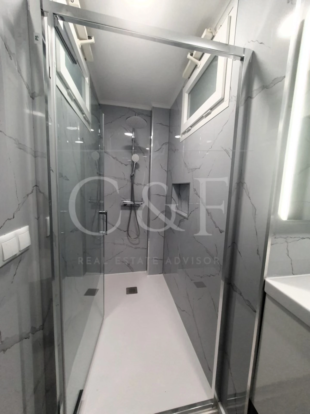 Apartamento T2 para Venda em Oeiras e São Julião da Barra, Paço de Arcos e Caxias Foto 19