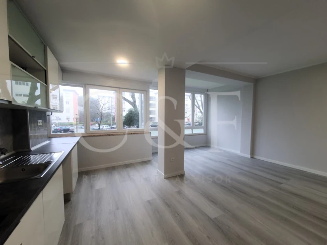 Apartamento T2 para Venda em Oeiras e São Julião da Barra, Paço de Arcos e Caxias Foto 3