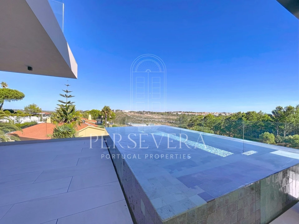 Moradia T4 para Venda em Alcabideche Foto 53