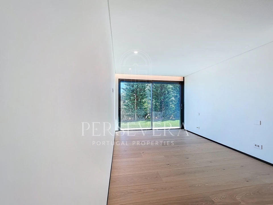 Moradia T4 para Venda em Alcabideche Foto 48