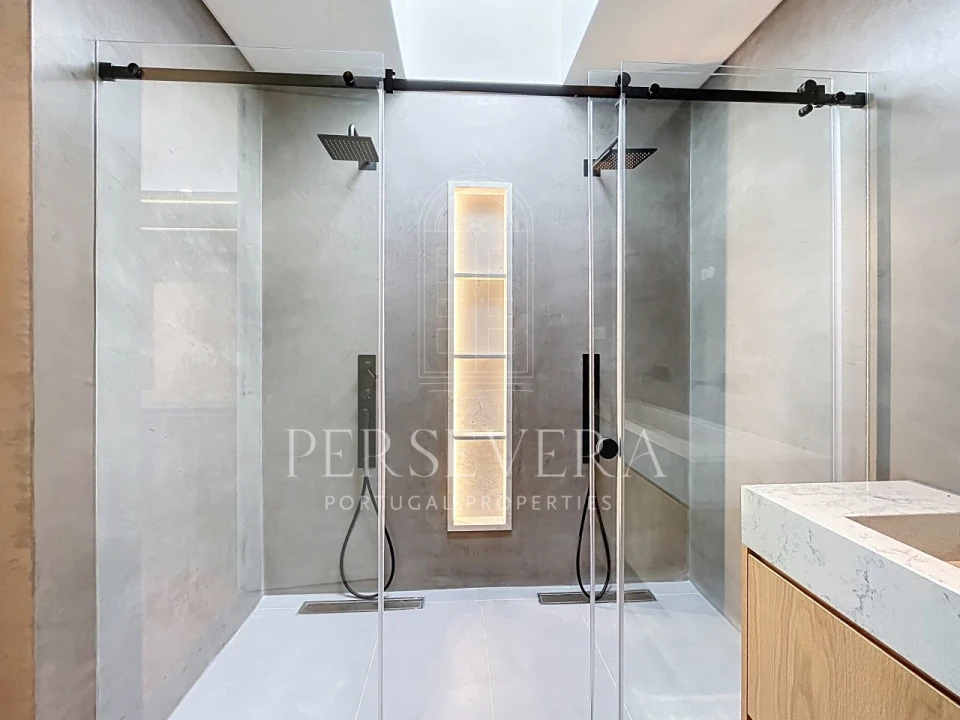 Moradia T4 para Venda em Alcabideche Foto 27