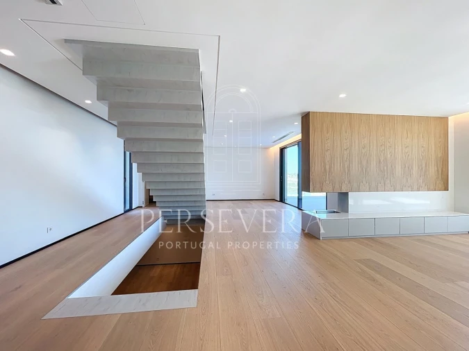 Moradia T4 para Venda em Alcabideche Foto 6