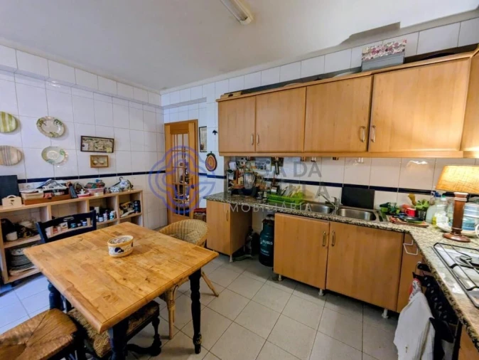 Apartamento T3 para Venda em Viseu Foto 9