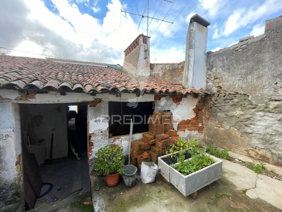 Moradia T2 para Venda em São Miguel do Rio Torto e Rossio Ao Sul do Tejo Foto 8