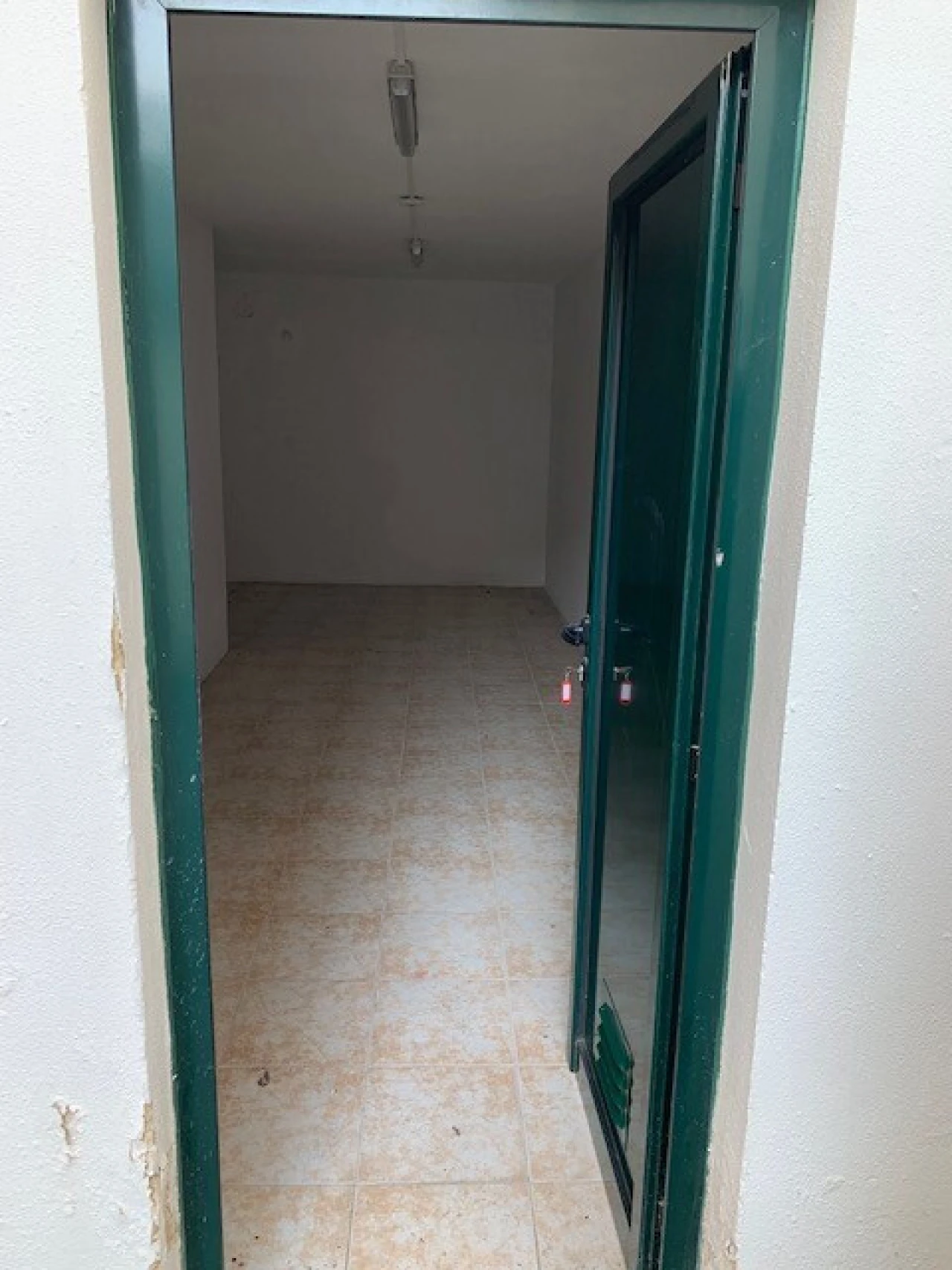 Armazém para Arrendamento em Alcantara Foto 1