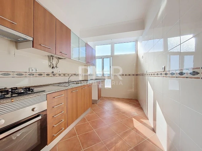 Apartamento T3 para Arrendamento em Odivelas Foto 4