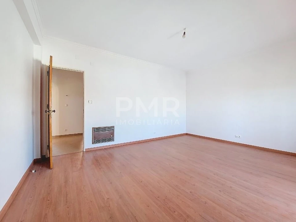 Apartamento T3 para Arrendamento em Odivelas Foto 16