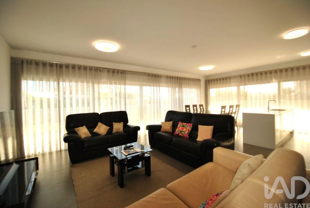 Apartamento T3 para Venda em Albufeira e Olhos de Água Foto 5