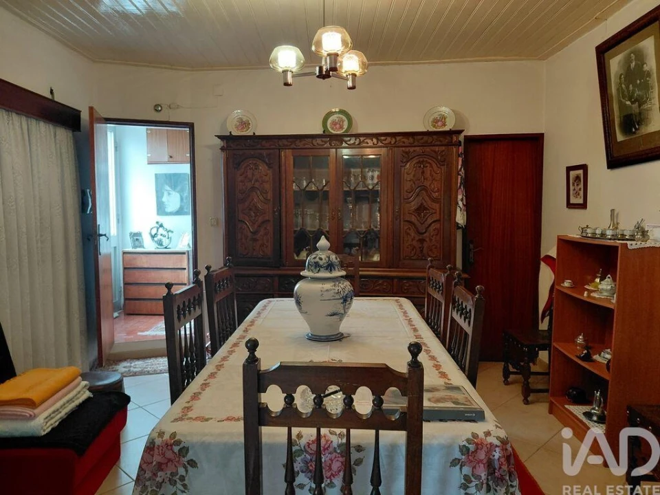 Moradia T4 para Venda em Unhais da Serra Foto 6