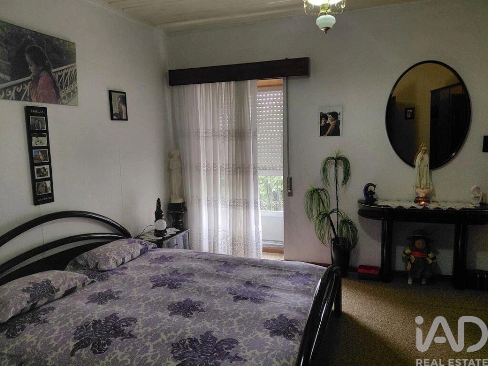 Moradia T4 para Venda em Unhais da Serra Foto 3