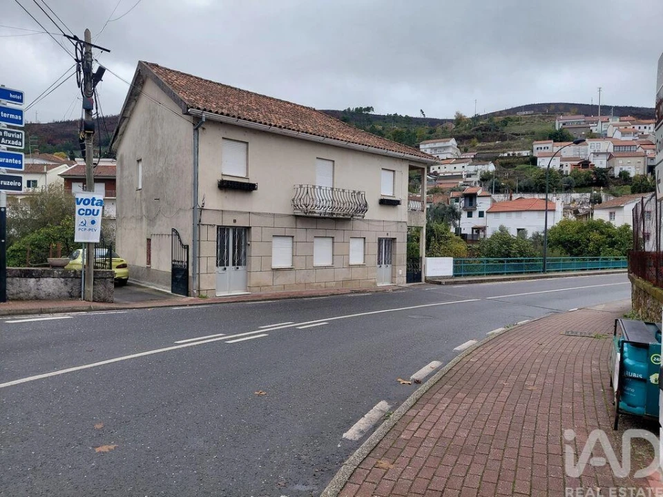 Moradia T4 para Venda em Unhais da Serra Foto 23