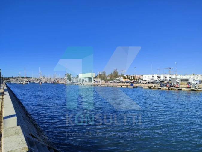 Moradia T5 para Venda em Luz Foto 59