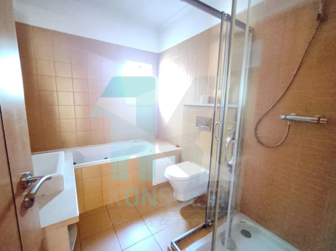 Moradia T5 para Venda em Luz Foto 25