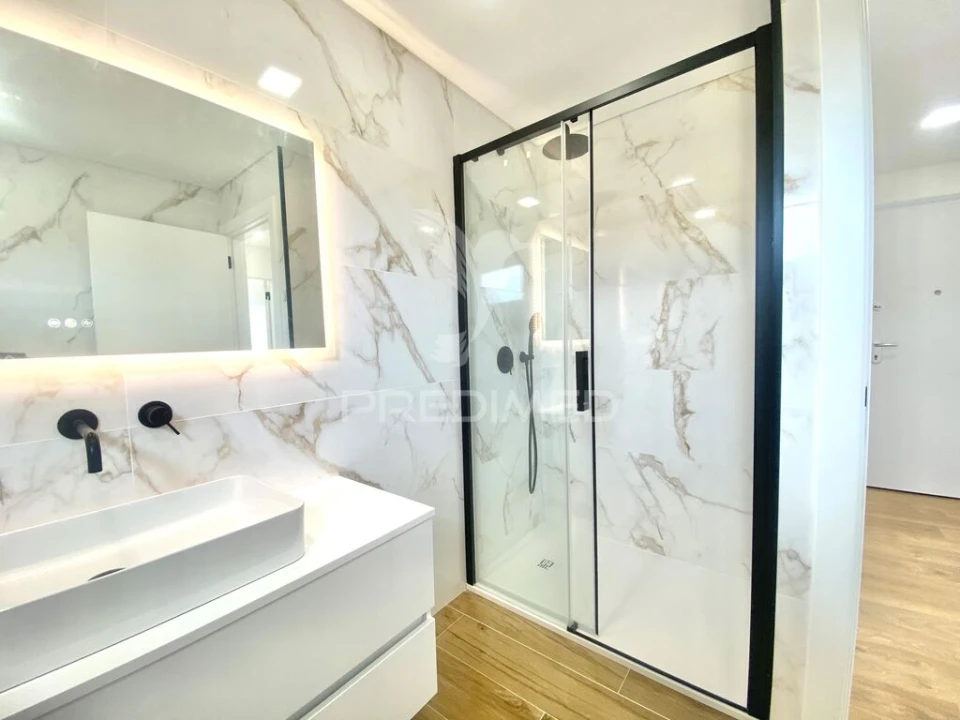 Apartamento T3 para Venda em Santa Iria de Azoia, São João da Talha e Bobadela Foto 20