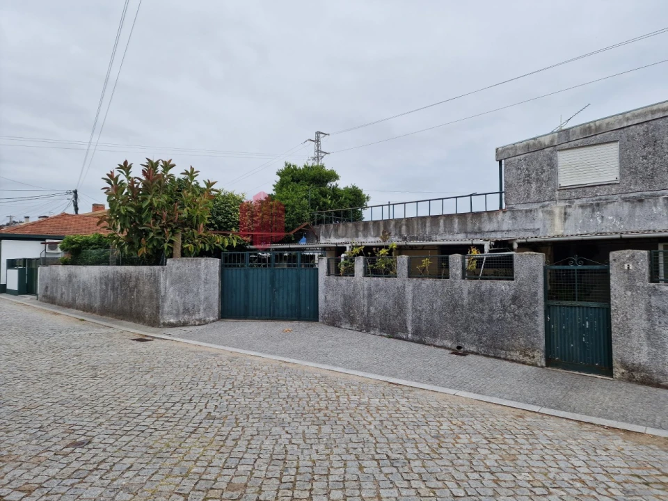 Moradia T4 para Venda em Cidade da Maia Foto 23