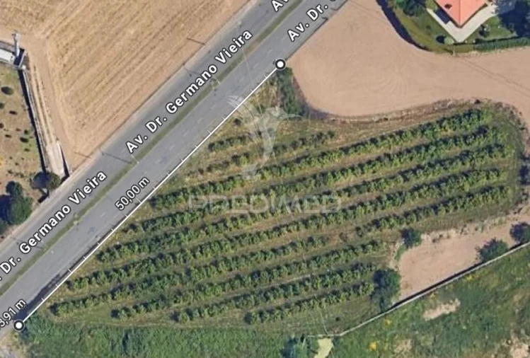 Terreno para Venda em Cidade da Maia