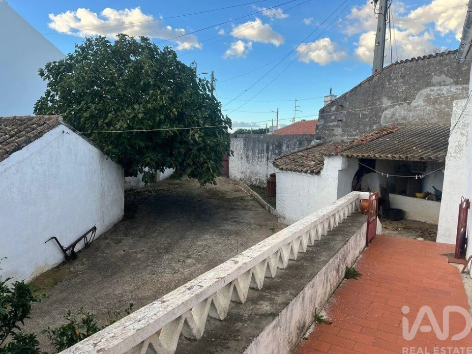 Moradia T4 para Venda em Santa Clara-A-Nova e Gomes Aires Foto 28