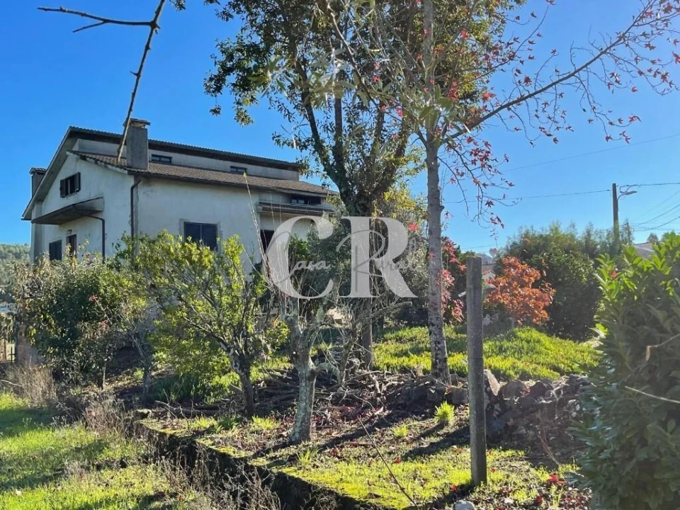 Moradia T3 para Venda em São Miguel de Poiares Foto 24