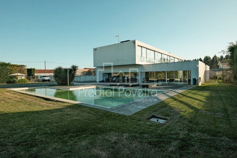 Moradia T5 para Venda em Apúlia e Fão