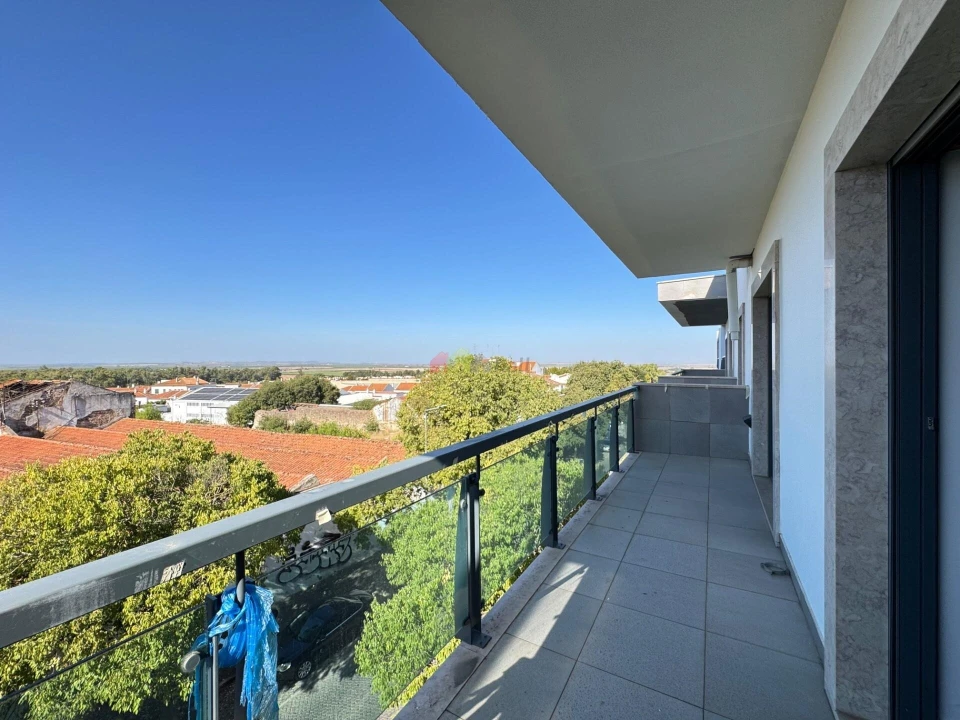 Apartamento T5 para Venda em Beja (Santiago Maior e São João Baptista) Foto 6