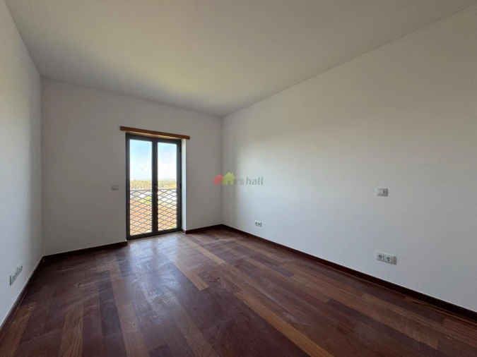 Apartamento T5 para Venda em Beja (Santiago Maior e São João Baptista) Foto 18