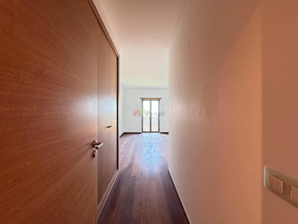 Apartamento T5 para Venda em Beja (Santiago Maior e São João Baptista) Foto 17