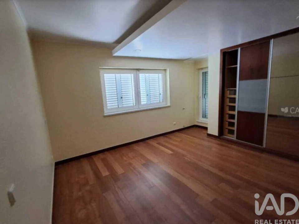 Moradia T6 para Venda em Queluz e Belas Foto 11