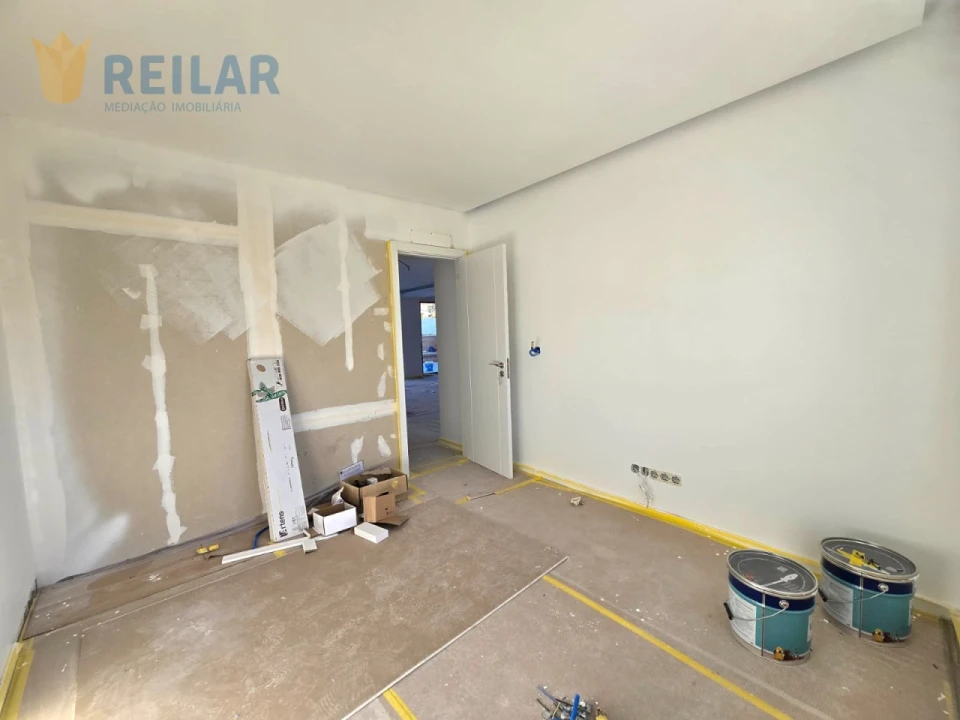 Apartamento T3 para Venda em Santa Iria de Azoia, São João da Talha e Bobadela Foto 19