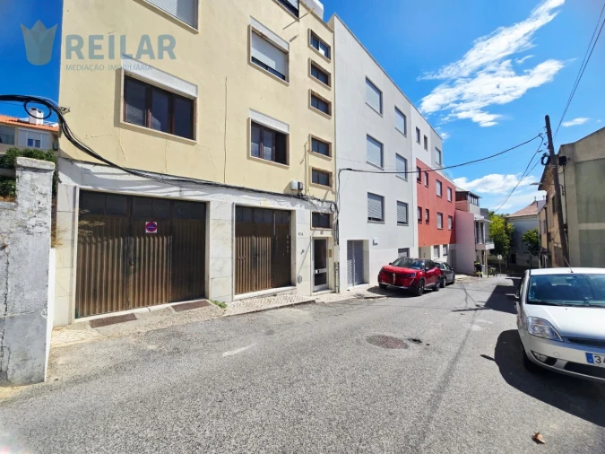 Apartamento T3 para Venda em Santa Iria de Azoia, São João da Talha e Bobadela Foto 36