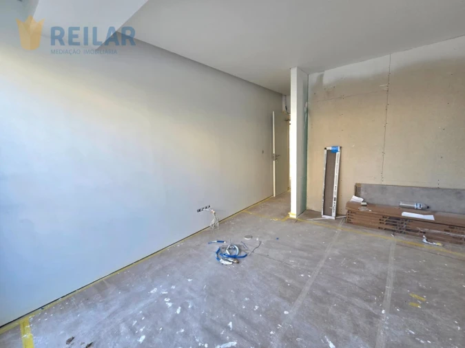 Apartamento T3 para Venda em Santa Iria de Azoia, São João da Talha e Bobadela Foto 11