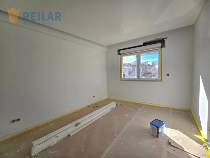 Apartamento T3 para Venda em Santa Iria de Azoia, São João da Talha e Bobadela Foto 14