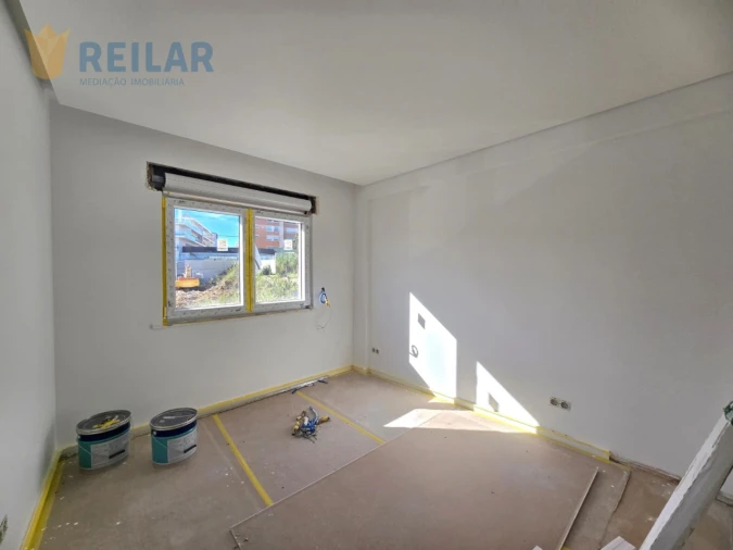 Apartamento T3 para Venda em Santa Iria de Azoia, São João da Talha e Bobadela Foto 18