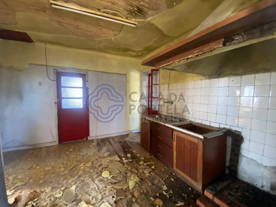 Moradia T4 para Venda em Escapães Foto 30