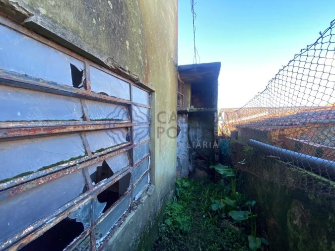 Moradia T4 para Venda em Escapães Foto 16