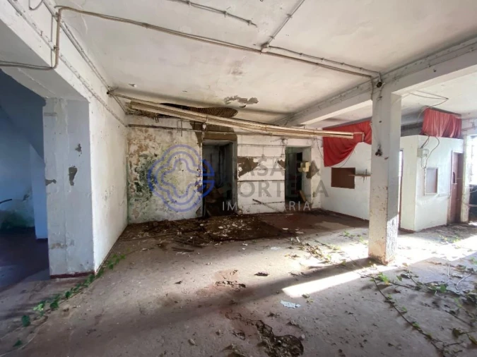 Moradia T4 para Venda em Escapães Foto 38