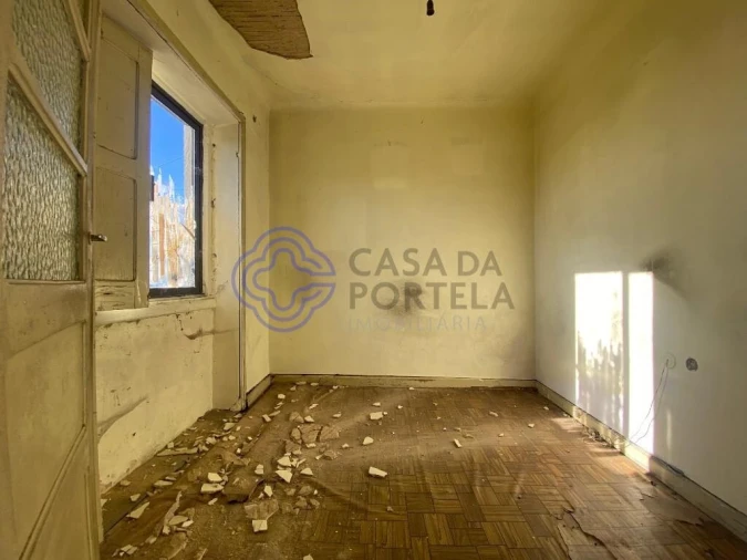 Moradia T4 para Venda em Escapães Foto 4