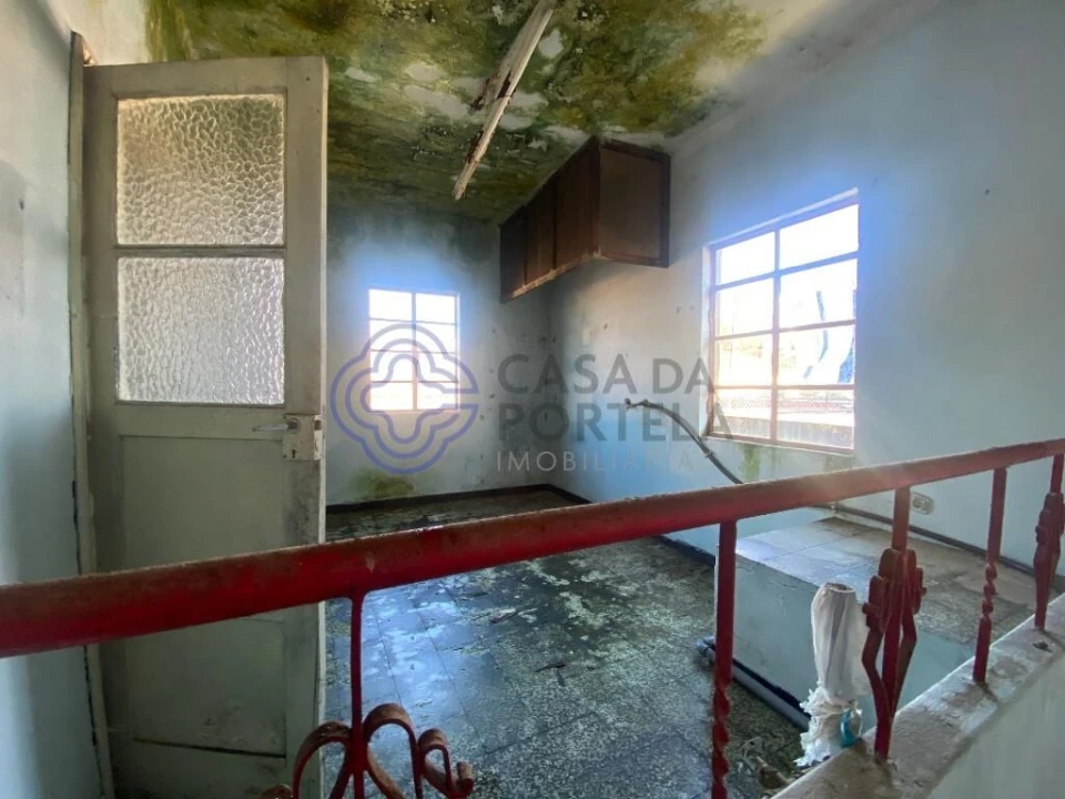 Moradia T4 para Venda em Escapães Foto 68