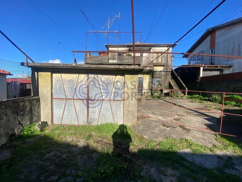 Moradia T4 para Venda em Escapães Foto 24