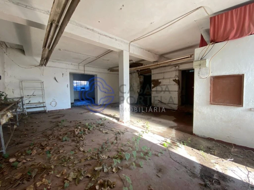 Moradia T4 para Venda em Escapães Foto 37