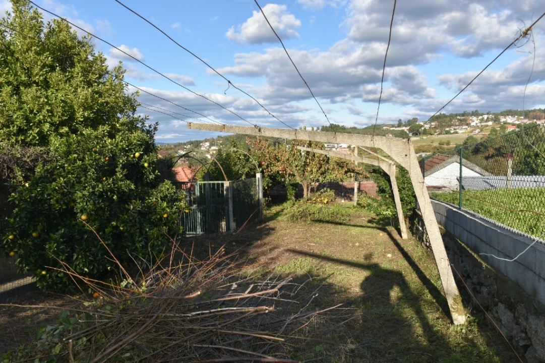 Moradia T2 para Venda em Caide de Rei Foto 11