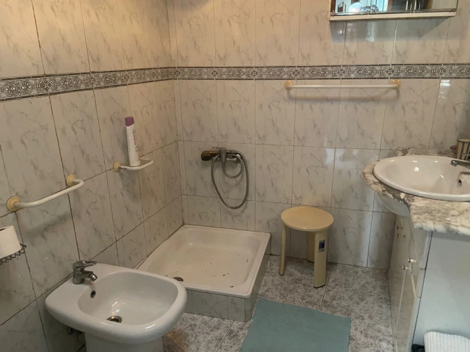 Moradia T2 para Venda em Caide de Rei Foto 6