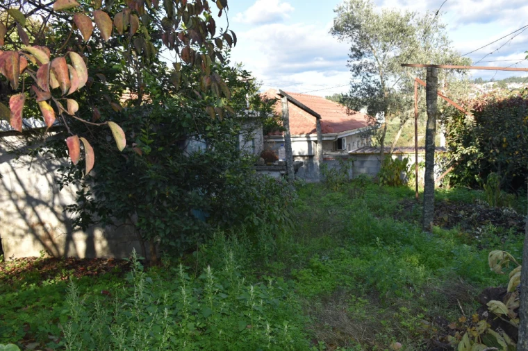 Moradia T2 para Venda em Caide de Rei Foto 9