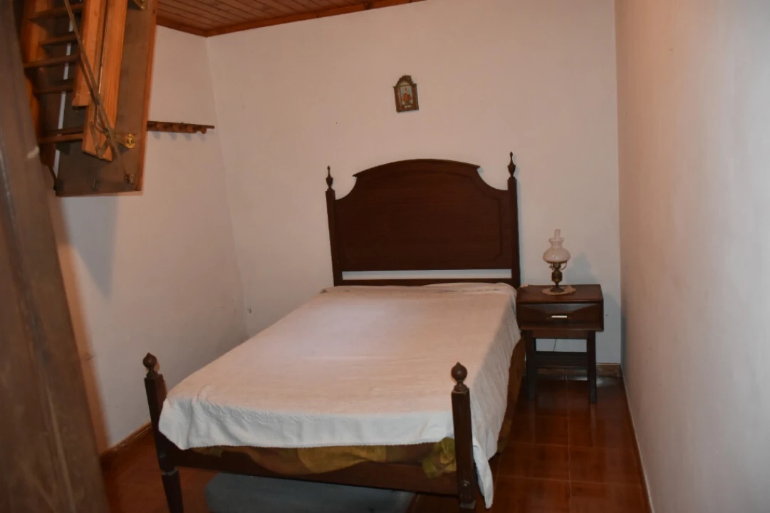 Moradia T2 para Venda em Caide de Rei Foto 4