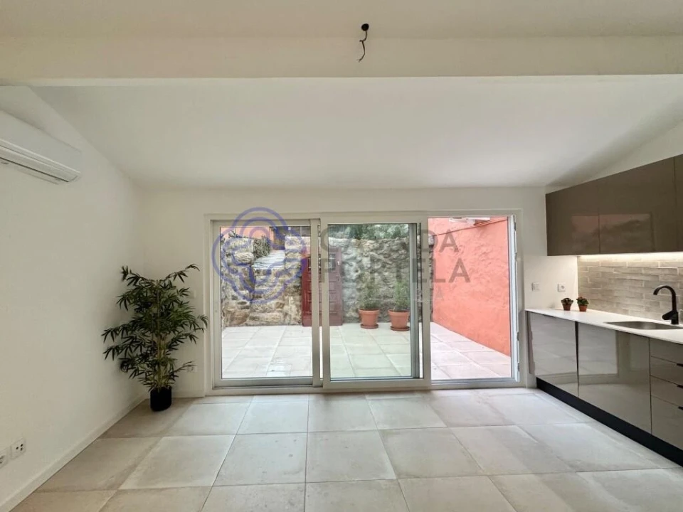 Moradia T1 para Venda em Campanhã Foto 11