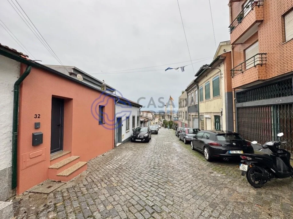 Moradia T1 para Venda em Campanhã Foto 2