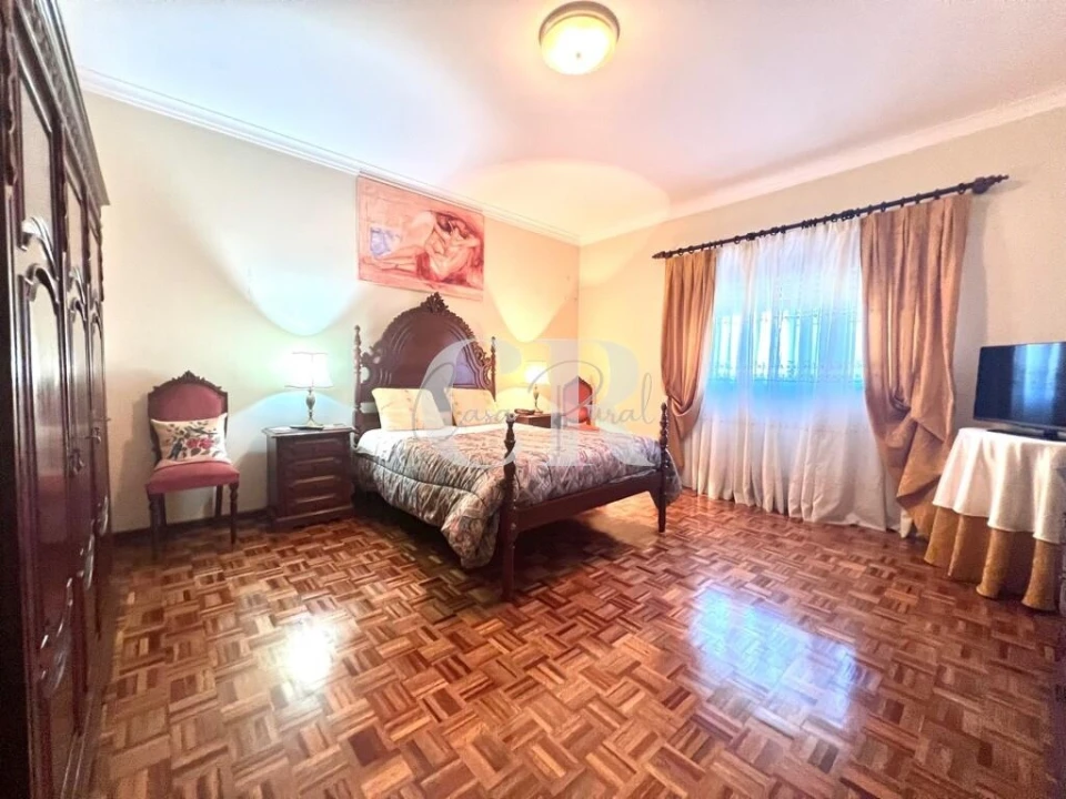 Moradia T4 para Venda em Arega Foto 96