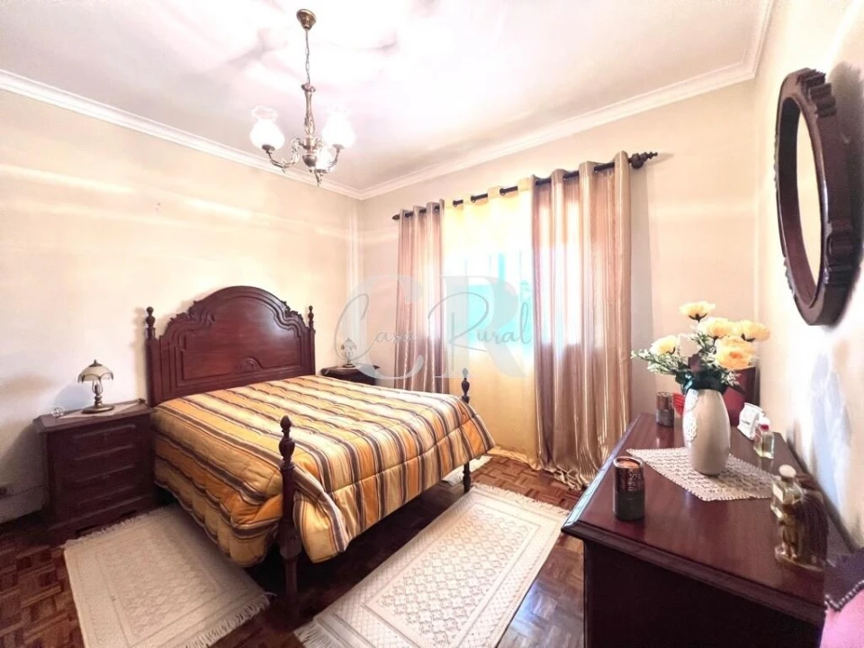 Moradia T4 para Venda em Arega Foto 72